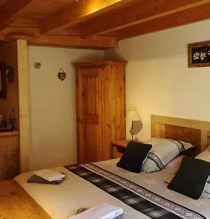 La Ferme De Flore 3*
